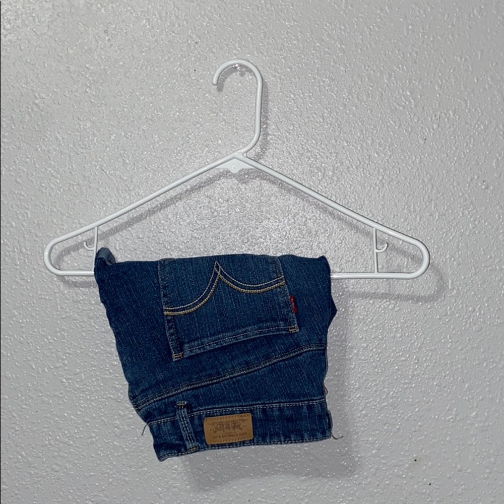 Levis Lowrise Jean Shorts